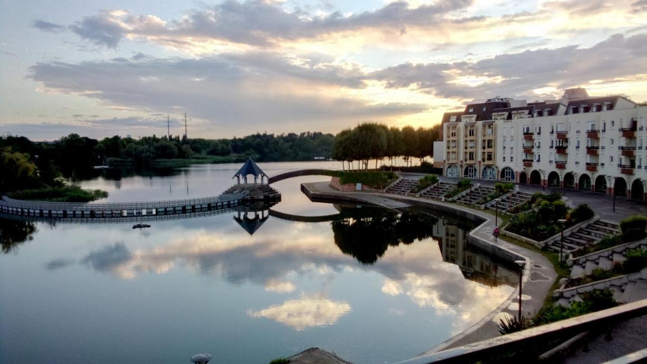 Vue Exceptionnelle Sur Le Lac Créteil Exteriör bild