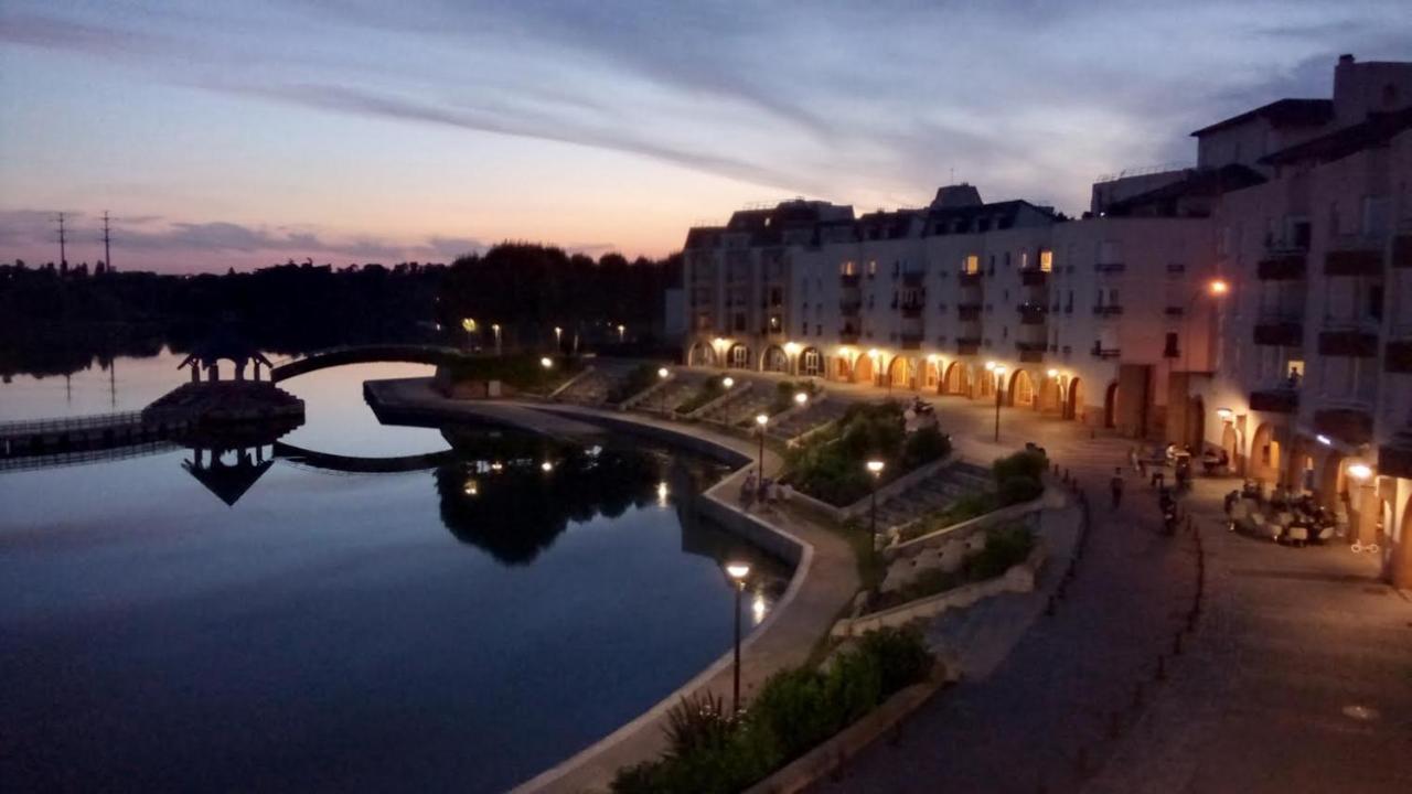 Vue Exceptionnelle Sur Le Lac Créteil Exteriör bild